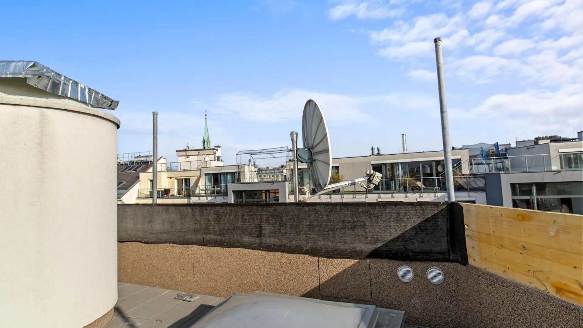 Modern City-View Stay In The Heart Of Vienna